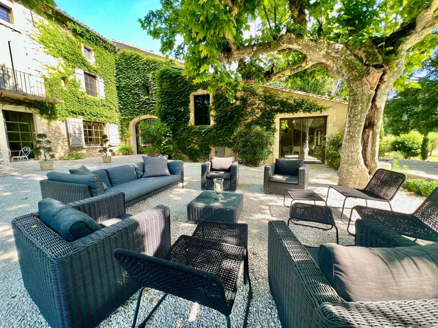  du Mas Château Blanc Terrace